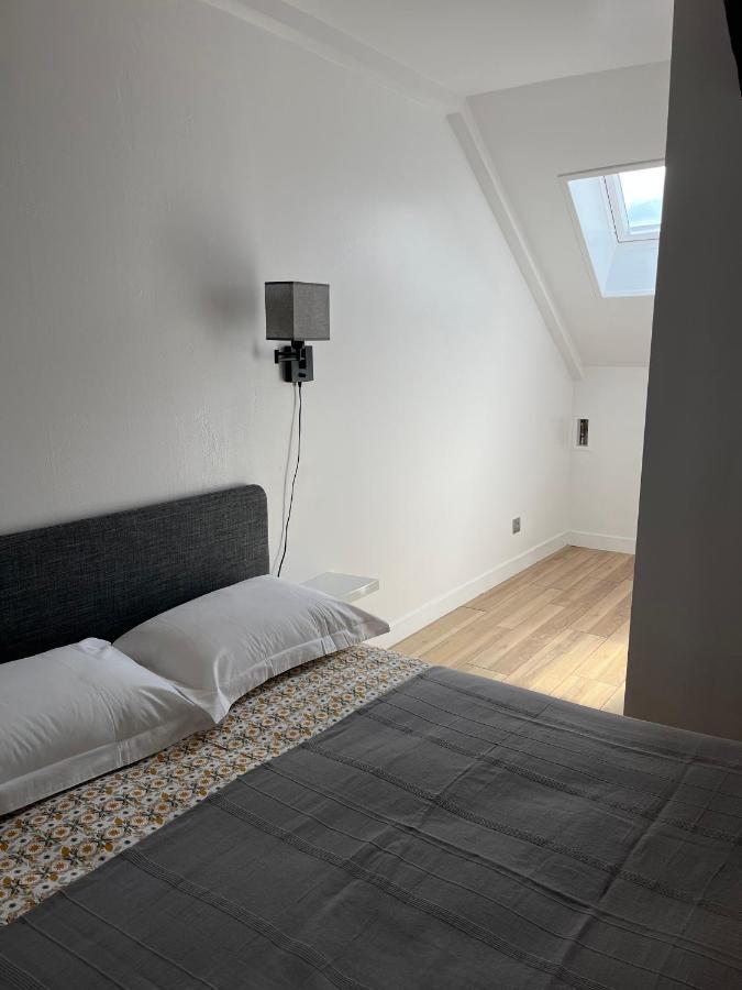 Appartement De La Fontaine A La Tour Du Pin Hyper Centre Parking Prive Dış mekan fotoğraf
